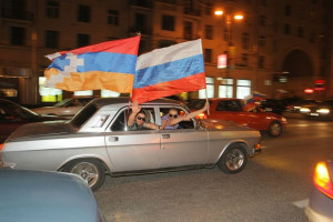 Foto: Pasaules čempioni atgriežas mājās