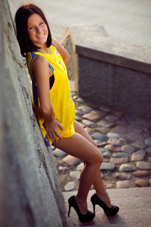 Simona