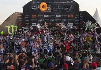Video: "Harlem Shake" arī pasaules motokrosa čempionātā