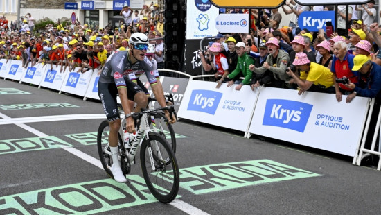Matthieu van der Poel izstopil iz dirke Tour de France zaradi zdravstvenih težav