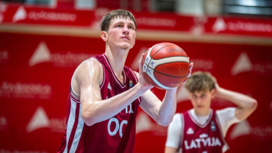 Latvijas U18 basketbolisti mēģinās pārsteigt arī vienaudžus no Vācijas