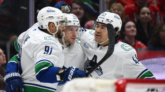 Bļugers gūst pirmos vārtus sezonā un 50. vārtus NHL karjerā