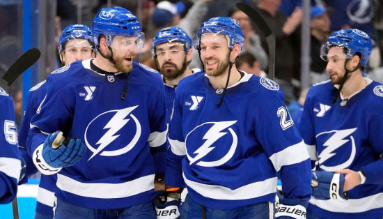 Girgensons piekto reizi karjerā sezonu noslēgs ar vismaz 10 rezultatīvām piespēlēm