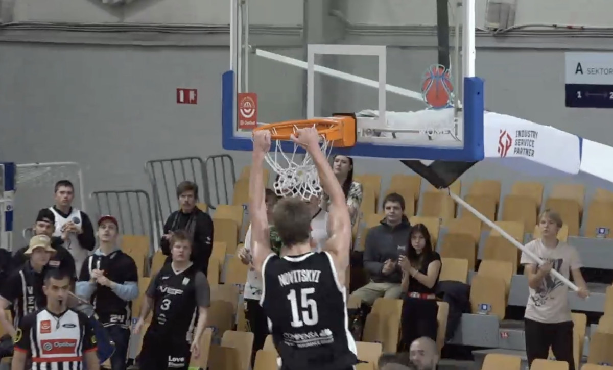 Video: Novicka sniegums palīdz “VEF Rīgai” tikt pie drošas uzvaras pār Liepāju