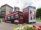Basketbola pulkstenis Rīgas centrā skaita laiku līdz valstsvienības pirmajai spēlei EuroBasket2015