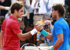 "French Open" pusfinālu dienas afiša ar Nadala un Federera dueli
