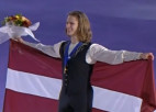 Video: Vasiļjevs izcīna un saņem bronzas medaļu EČ daiļslidošanā