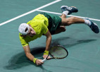 Austrālijas tenisisti sasniedz Deivisa kausa pusfinālu