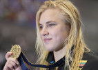 Lietuviete Meilutīte triumfē pasaules čempionātā 100 metros brasā