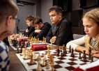 Jauniešu komandu čempionātā šahā izšķirošajā spēlē pie titula tiek "Only e4"