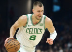 Porziņģis un "Celtics" uzņems Austrumu konferences tuvāko sekotāju "Bucks"