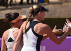 Semeņistaja ar dubultspēļu leģendu apstājas "WTA 125" pusfinālā