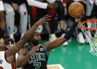 "Celtics" bez Porziņģa sagrauj "Heat" un iesoļo konferences pusfinālā