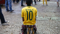Nemieri un asaras Brazīlijā