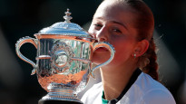 Ostapenko emocijas un uzvaras prieks "French Open" finālā
