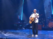 Video: Dona TUVUMS – Muzikālās bankas 2025. gada vērtīgākā dziesma!