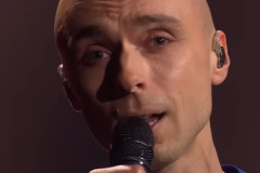 Video: Šogad Eirovīzijā Latviju pārstāvēs Dons ar dziesmu "Hollow"