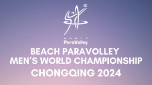 Latvija pasaules čempionātu pludmales paravolejbolā sāk ar uzvaru un zaudējumu