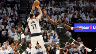 Porziņģim un "Celtics" NBA finālā pretī stāsies Dončičs un "Mavericks"