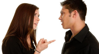 Kā pārliecināt cilvēku, kurš domā, ka viņam vienmēr taisnība