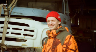 Aicina uz Oto Holgera Ozoliņa izstādi “Procesa artefaktus" TUR laikmetīgās mākslas telpā