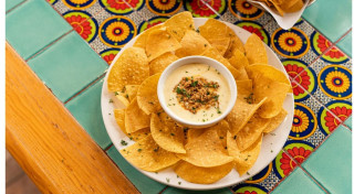 Vienkāršas uzkodu idejas spēļu vakaram