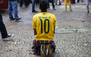 Foto: Nemieri un asaras Brazīlijā