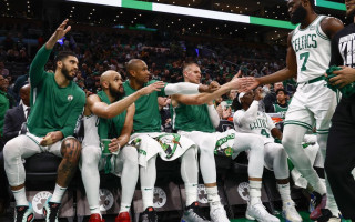 NBA fināls: ''Celtics'' efektīvais uzbrukums pret Dalasas rezultatīvo duetu