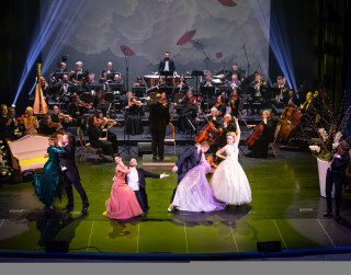 Cēsīs izskanēs Operetes teātra teatralizētā koncertprogramma «Musique d'amour»