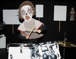 Latvijas Leļļu teātrī top protestu tēmai veltīta izrāde “Nē! Nē! Nē!” Latvijas Leļļu teātrī top protestu tēmai veltīta izrāde “Nē! Nē! Nē!”