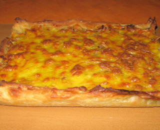 Maltās gaļas un sēņu pīrāgs