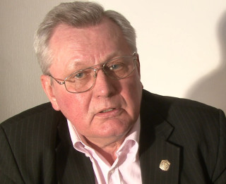 Video: "Mūsu sabiedrība nekad nav bijusi tik apjukusi": Rakstnieka Jāņa Ūdra ceļojums vēsturē. 1.daļa