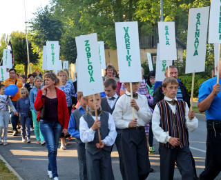 Augusta nogalē balti uzziedēs Kārsavas novada svētki!