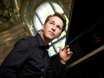 “Rudens Kamermūzikas festivālā” uzstāsies talantīgais pianists Daumants Liepiņš