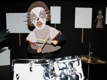 Latvijas Leļļu teātrī top protestu tēmai veltīta izrāde “Nē! Nē! Nē!”