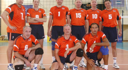 Latvijas veterāni izcīna divas ceturtās vietas EČ volejbolā