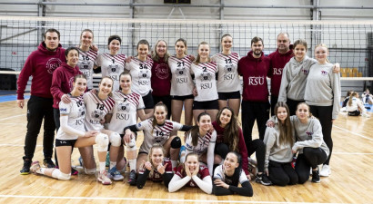 RSU/MSĢ meitenes sarūgtina pamatturnīra uzvarētāju un spēlēs Baltijas līgas finālā