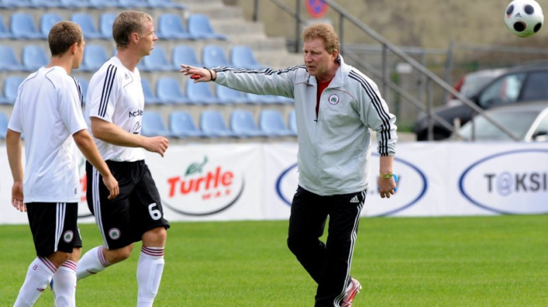 Aleksandram Starkovam sastāva izvēle mačam
pret Luksemburgu nebūs viegla
Foto: Romans Kokšarovs, Sporta Avīze, f64