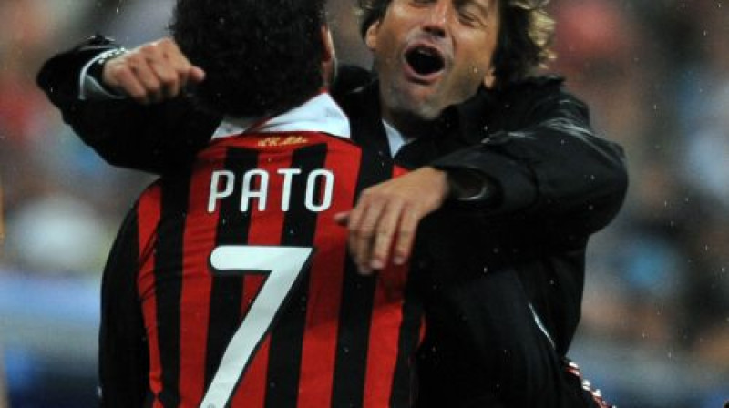 Pato un Leonardo līksmo pēc izcīnītās uzvaras
Foto: AFP/Scanpix
