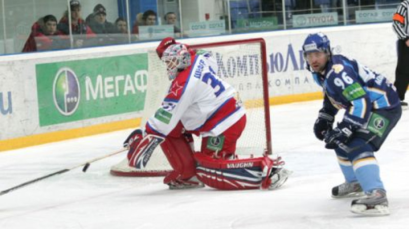 Jevgēņijs Fjodorovs sērijā pret Maskavas ''CSKA''
Foto: hcmvd.ru