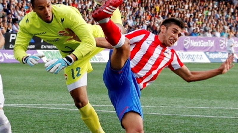 "Stromsgodset" pret "Atletico"
Foto: AP/Scanpix