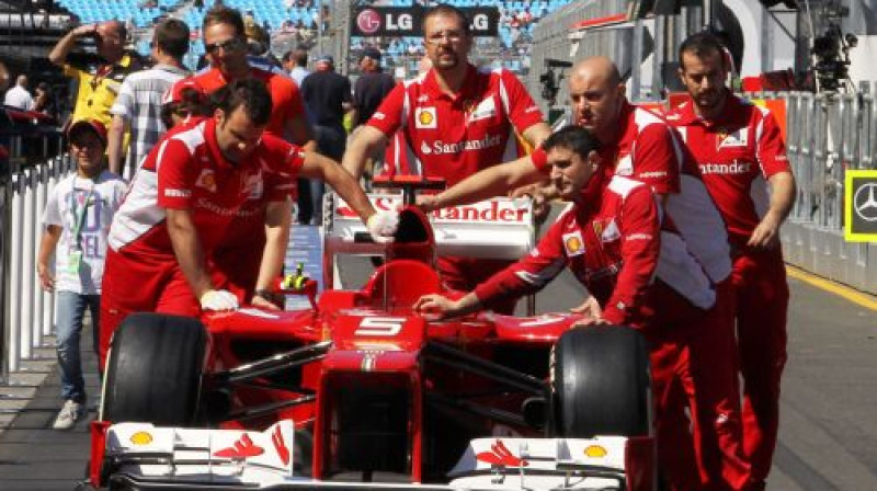 "Ferrari" pirmais posms bija neveiksmīgs
Foto: AFP/Scanpix