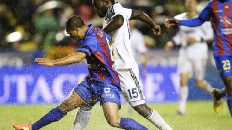 "Levante" un Madrides "Real" ūdens cīņas
Foto: AFP/Scanpix