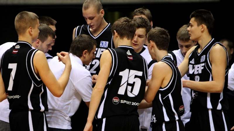 "VEF junioru" sastāvā spēlē divpadsmit U18 izlases basketbolisti
Foto: Renārs Buivids no Šauļiem