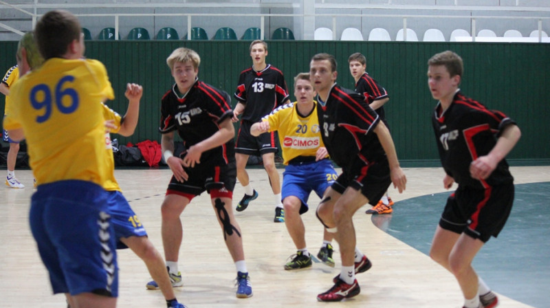 Latvijas U-17 handbolisti