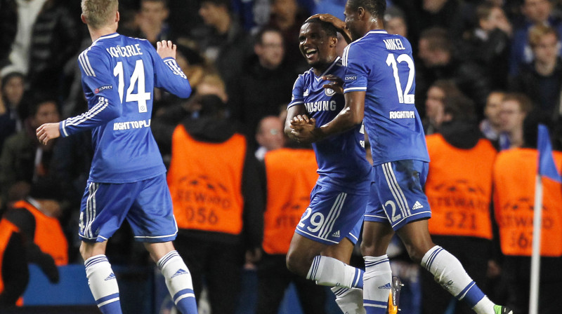 "Chelsea" futbolisti priecājas par pirmo vārtu guvumu
Foto: AFP/Scanpix