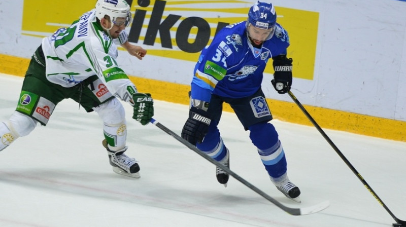 Konstantīns Rudenko (#34) atklāja šīs spēles rezultātu
Foto: hcbarys.kz