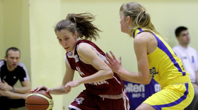 Luīze Šepte: 16 punktu Latvijas U16 izlases labā.
Foto: basket.ee