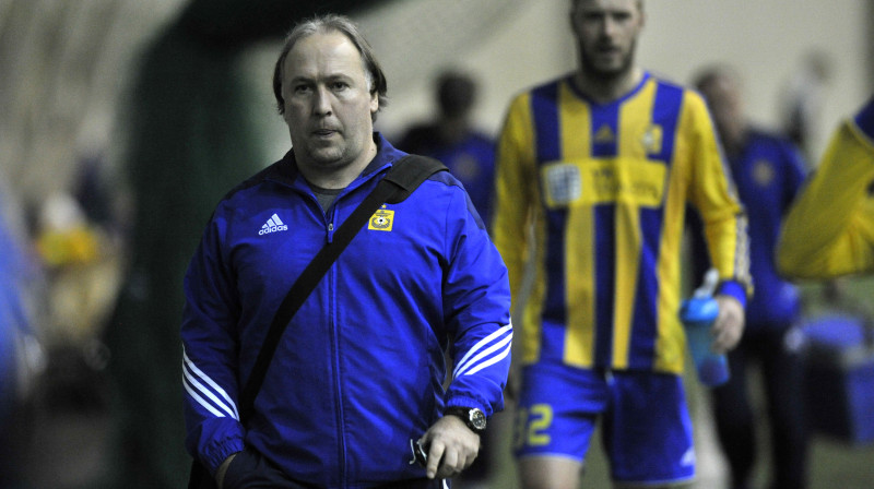 FK "Ventspils" komandu cīņā vedīs galvenais treneris Jurģis Pučinsks. 
Foto: Romāns Kokšarovs/f64