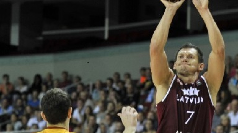 Latvijas valstsvienības kapteinis Jānis Blūms: sestais starts Eiropas čempionāta finālturnīrā.
Foto: basket.lv